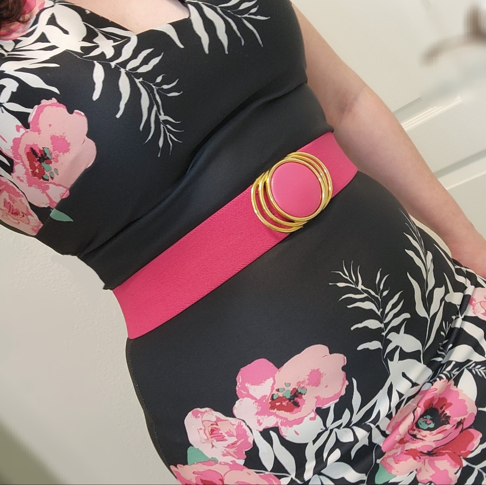 Vintage Fuchsia Pink Stretch Belt with Gold and Pink Buckle